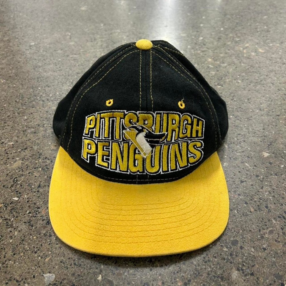 Vintage 90s Starter NHL Pittsburg Penguins Snapback Hat/Cap